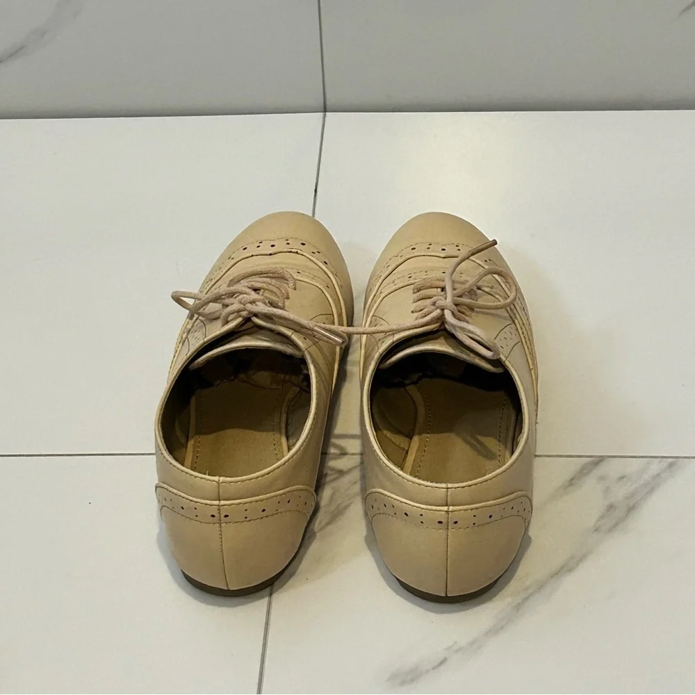 Ollio Women's Cream Oxford Flats Size 7.5 - Picture 5 of 7